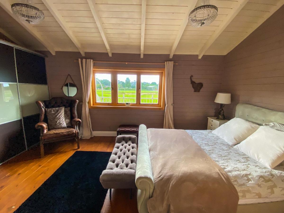 Beautiful 3-Bed Luxury Private Lodge In 요크 외부 사진