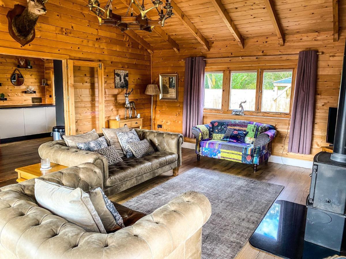 Beautiful 3-Bed Luxury Private Lodge In 요크 외부 사진