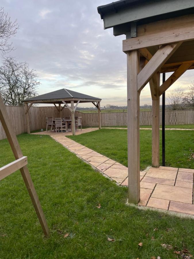 Beautiful 3-Bed Luxury Private Lodge In 요크 외부 사진